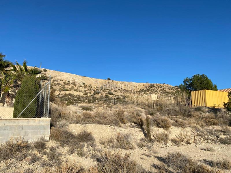 Foto 749ed1a7-cd15-4877-af84-13df107e563f. Terreno residencial terreno en venta en calle montíboli en Alicante