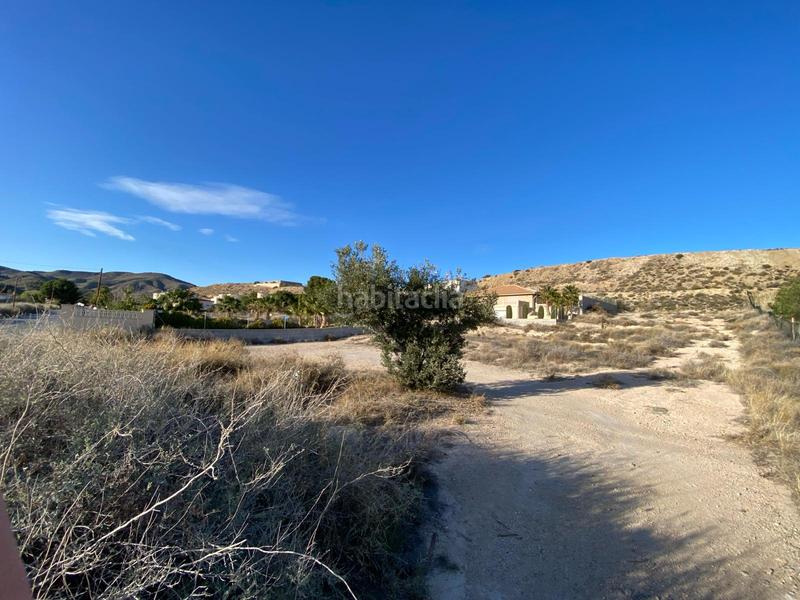 Foto b9d64cf5-8398-4ef5-aa14-34cd1e88ee75. Terreno residencial terreno en venta en calle montíboli en Alicante