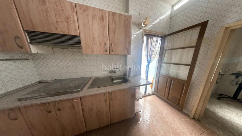 Foto ff0e8fd8-eb1c-4ec3-a029-c53f10d23cac. Piso  en venta en calle deportista benjamin rodriguez en Alicante