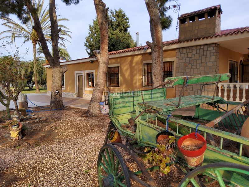 Foto 1b0b9784-2376-45a1-a2b5-38777029b0d6. Casa amb xemeneia calefacció aparcament a Sol y Luz Sant Vicent del Raspeig