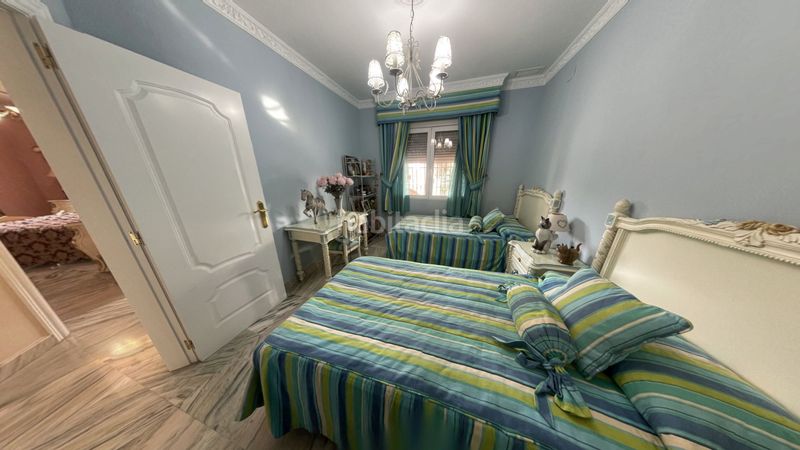 Foto e909391a-8019-4b37-9632-e1d37dd6a04e. Casa amb xemeneia calefacció aparcament a Sol y Luz Sant Vicent del Raspeig