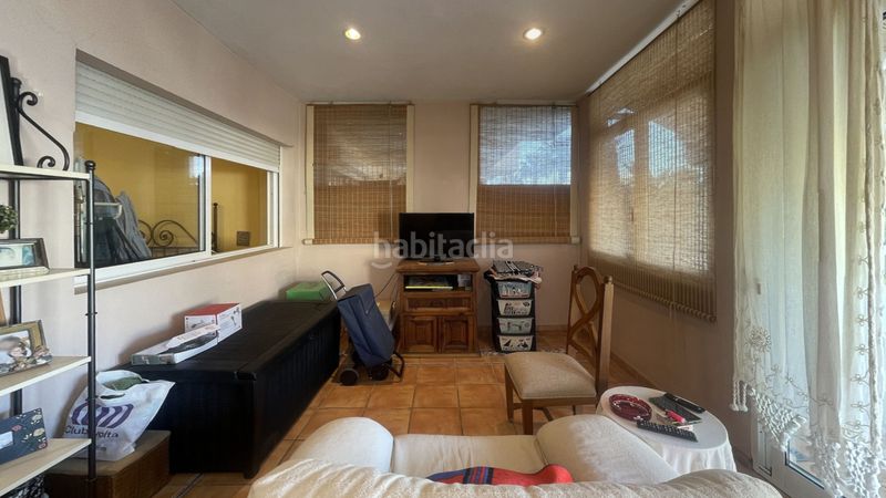 Foto b8817bf9-c107-493b-8af7-dee9fef408e3. Pis amb xemeneia calefacció aparcament piscina a Alicante