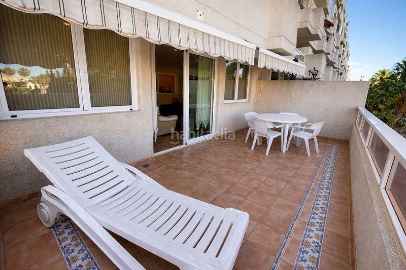 Foto ca700196-f3cb-4b72-ad3b-9f445df78644. Pis amb xemeneia calefacció aparcament piscina a Alicante