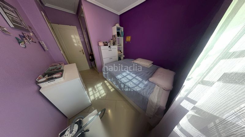 Foto f8d91078-dbd3-4a0f-853e-f32ccfc6201d. Pis amb xemeneia calefacció aparcament piscina a Alicante