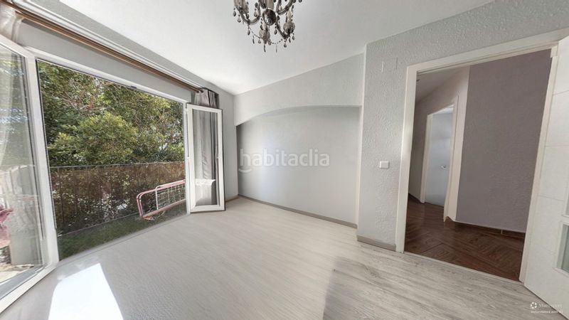 Foto d71fa9a9-a819-46c6-8e27-98fe4791f34c. Pis a Carolinas Bajas Alicante