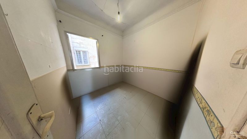 Foto af6d7312-0c7e-47ce-8820-d78f2b2d079b. Pis a Mercado Alicante