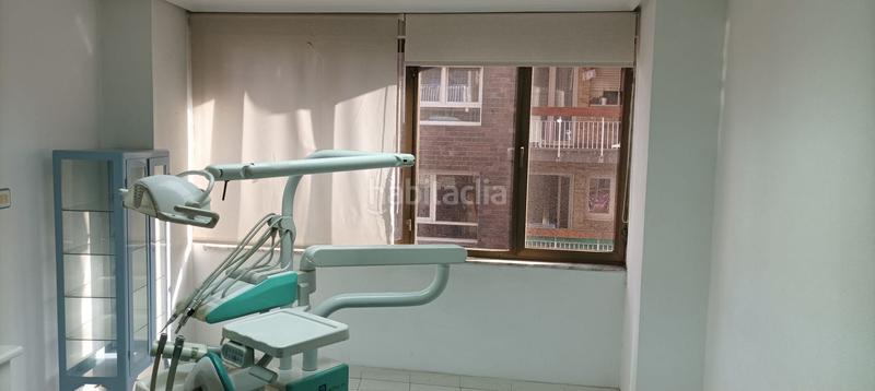 Foto c058ce78-b9fc-49fe-a5b5-608eb0300238. Local comercial local de 100 m2 en entreplanta en juan xxii en Santurtzi