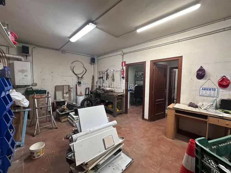 Foto d2c392ce-d89e-4a38-8cdd-fefc40dbfe2f. Local comercial a Centro - Albiz - Markonzaga Sestao