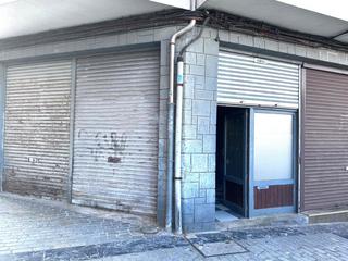Local Comercial en Centro. Local frente a la salida del metro