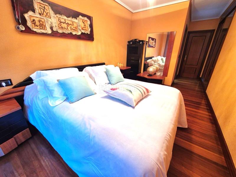 Foto 3c9bd014-a97f-4e18-95ca-95dd7ebda97a. Piso vivienda de 100 m2 en la txitxarra con garaje y trastero. en Santurtzi