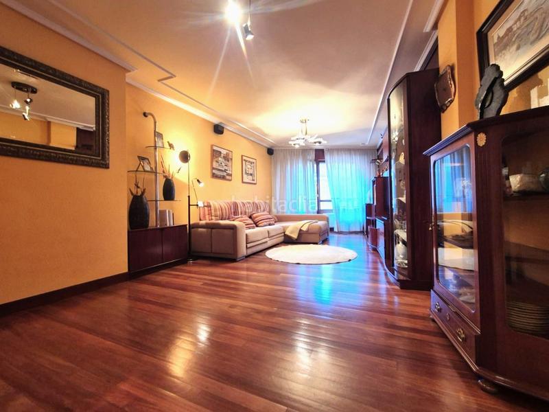Foto bd4d2002-da65-4ff5-933e-6f7f9bd5da8a. Piso vivienda de 100 m2 en la txitxarra con garaje y trastero. en Santurtzi