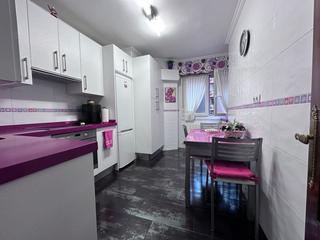 Flat in Txabarri - La Unión - Vista Alegre. Se vende piso reformado en sestao