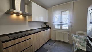 Etagenwohnung in Centro - Albiz - Markonzaga. Piso totalmente reformado en sestao