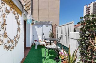 Appartamento in Iralabarri. Piso de dos habitaciones, terraza y ascensor