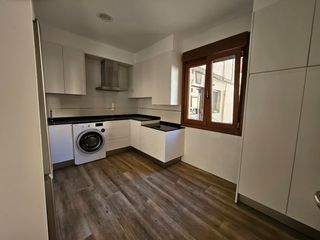 Etagenwohnung in Abanto y Ciérvana / Abanto Zierbena. Se vende vivienda  reformada en gallarta abanto y zierbena