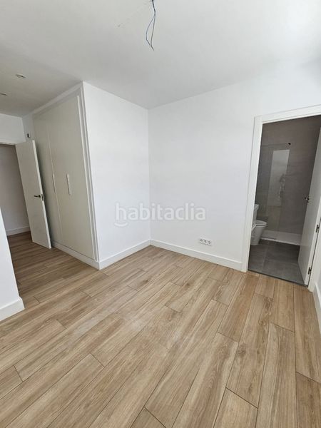 Foto b9fc1bce-fff7-4b45-86b2-123730b1fb26. Piso  exterior totalmente reformado en Villaverde Alto Madrid
