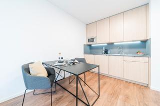 Rent Flat in Playa Bajadilla - Puertos. Apartamento amueblado con 1 dormitorio