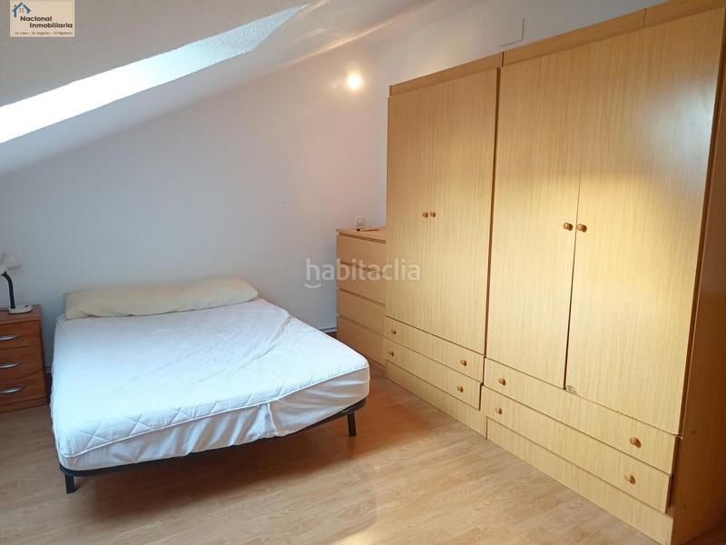 Foto 67e1eb5f-4921-4f79-835b-aa176e8d5468. Duplex avec chauffage dans Centro Segovia