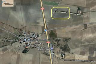 Bâtiment à usage industriel à Tolocirio. Nave agrícola industrial