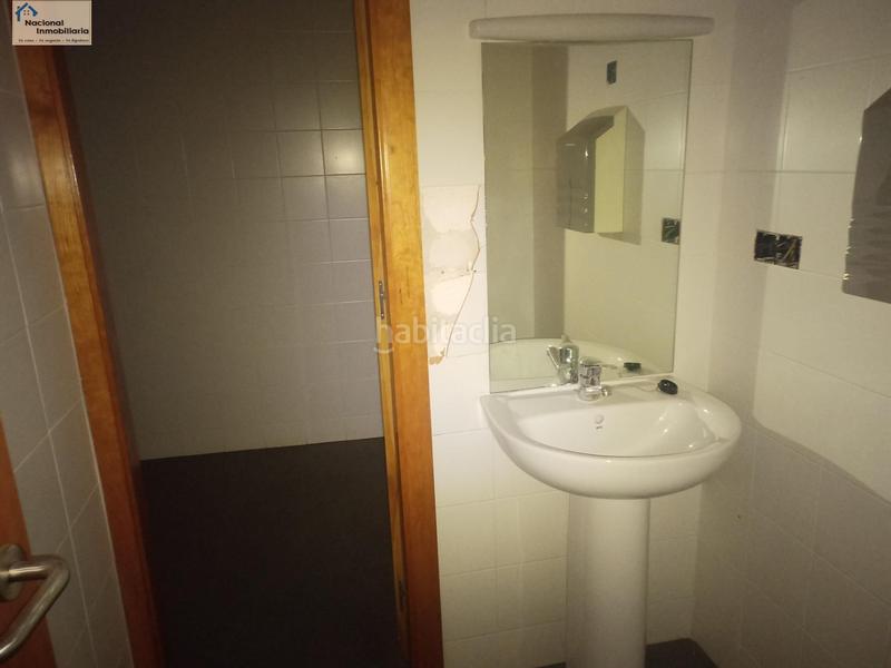 Foto dfa29b05-d680-435b-ab30-d248bf0e5863. Local comercial local acondicionado como oficina en Valladolid