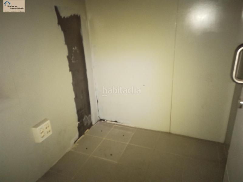 Foto fb652c25-890d-4ca2-bed3-be40f071f3c5. Local commercial dans La Farola Valladolid