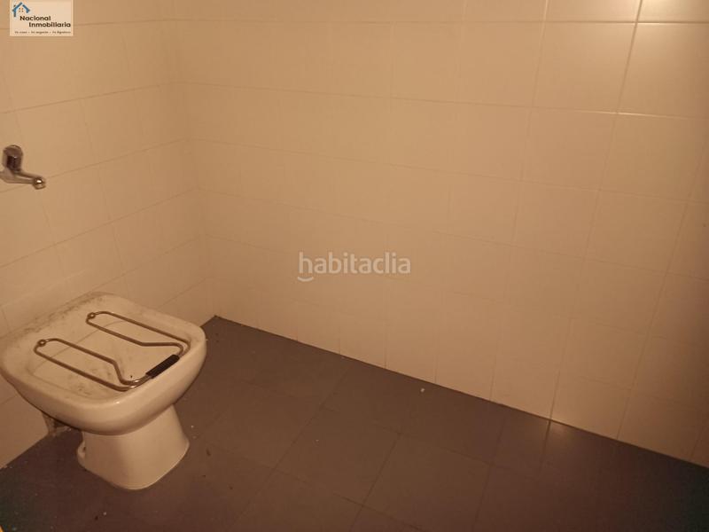 Foto fc82b990-8f7e-4e5a-8a2c-f2de2eeca762. Locale commerciale in La Victoria - Puente Jardín Valladolid