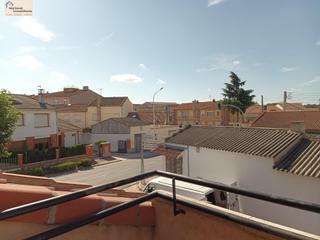 Maison jumelée  Calle pegueras. Chalet adosado como nuevo, con inquilinos.