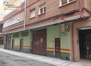 Aparcament cotxe  Calle loza. Plaza de parking