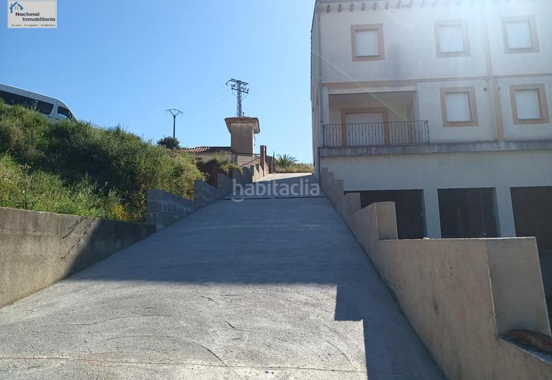 Foto bc47b589-aa51-441e-9c30-0937d6102dbc. Casa aparellada amb aparcament a Arenas de San Pedro
