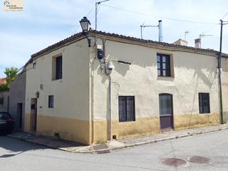 Casa  Calle iglesia. Casa de pueblo junto a la iglesia