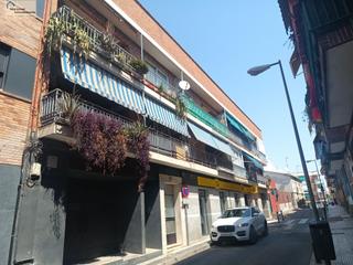Piso  Oriente. Piso para reformar.