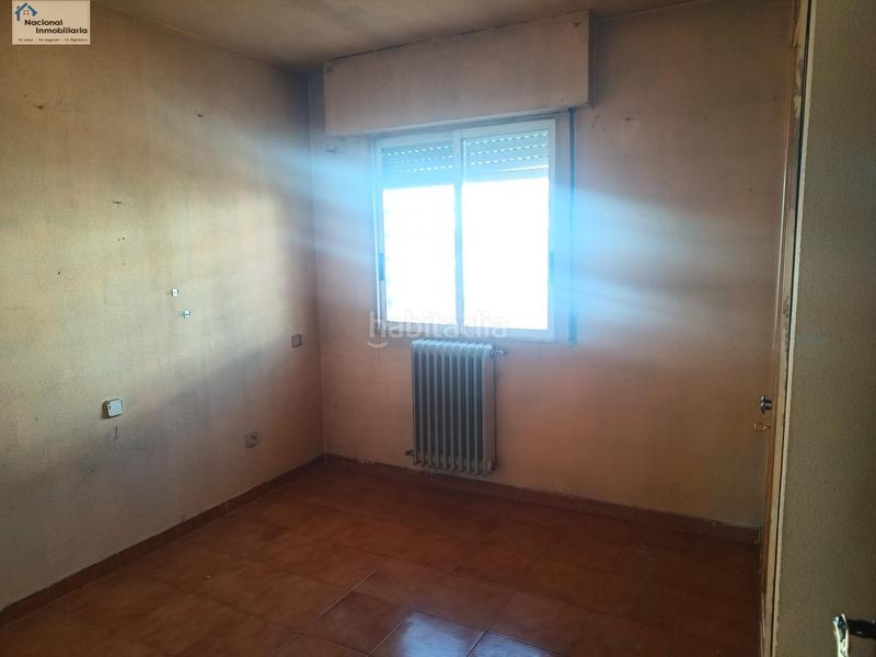 Foto cd72f1c7-dcbd-4e6e-8f95-ca7a788b4dae. Casa a schiera con riscaldamento parcheggio in Los Ángeles de San Rafael Espinar (El)