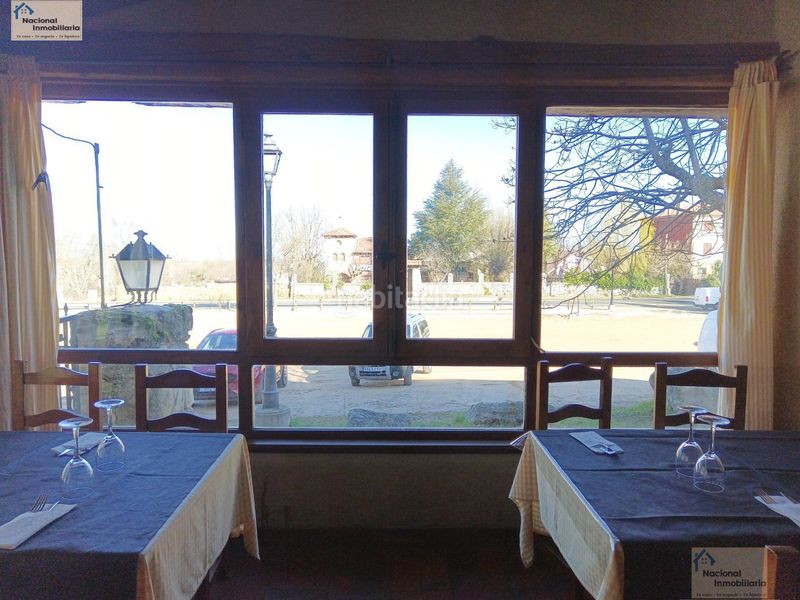 Foto 1529dce0-eb52-41a1-9c16-6ea3a0ff1d88. Local comercial local en Collado Hermoso