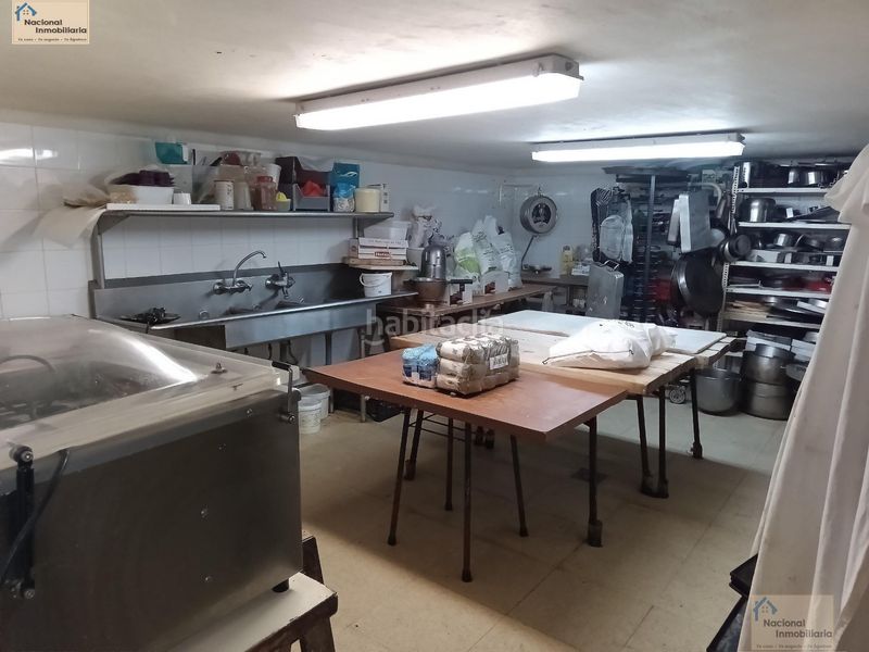 Foto c2cc8d6c-5298-4c3a-8840-333eca625d07. Local comercial local en Collado Hermoso