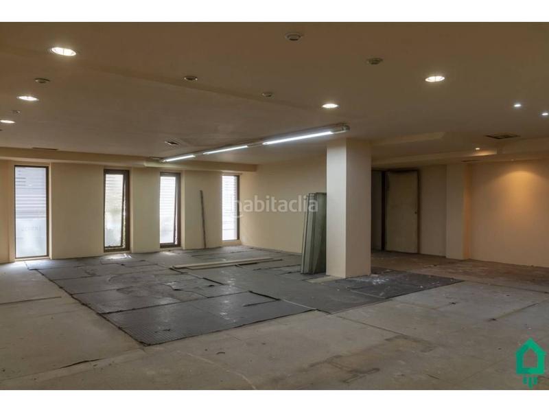 Foto cd0c15d2-cf1e-415c-bae5-7a505afe3b31. Miete geschäftsraum in rúa do paraguai 5 in Plaza España - Corte Inglés Vigo