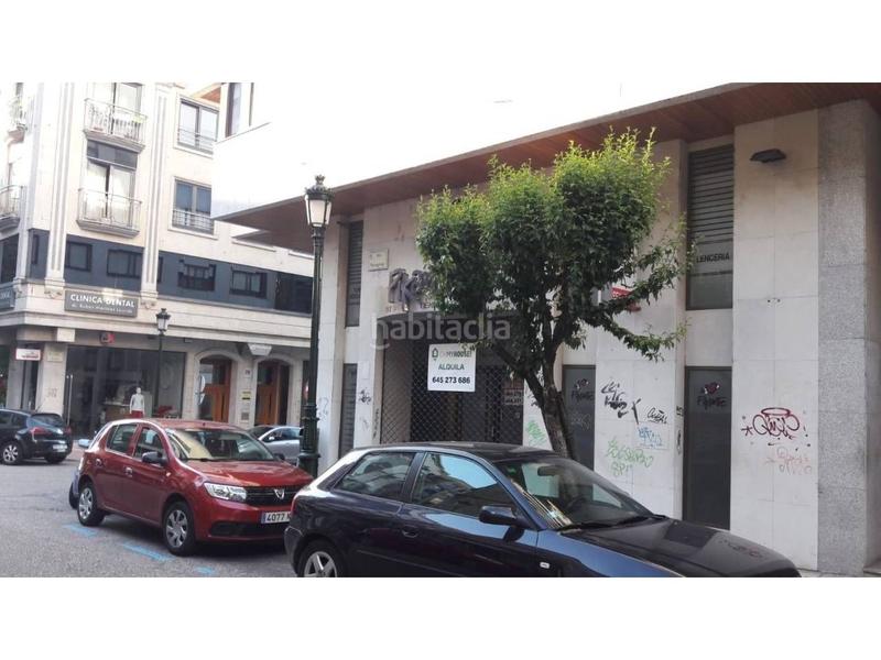 Foto 9906f878-c31b-4c45-82a4-40d99decc593. Rent business premise in rúa do paraguai 5 in Plaza España - Corte Inglés Vigo