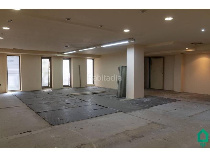 Foto 9a6ffbc3-a658-4516-8cf6-71e94521a526. Rent business premise in rúa do paraguai 5 in Plaza España - Corte Inglés Vigo