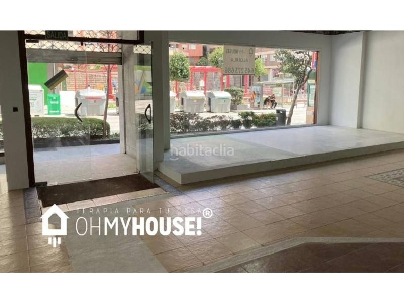 Foto 60a43b95-7707-48fd-bff5-10dc76ac7ada. Rent business premise in avenida das camelias 82 in Vigo