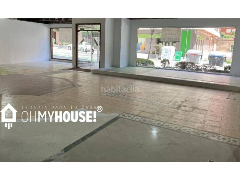 Foto 95ae210f-c2c2-4eab-bf54-03d57904b124. Rent business premise in avenida das camelias 82 in Vigo