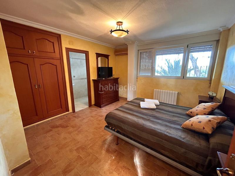 Foto 37080f3e-f8a2-47e7-9dba-81e774a6e48b. Xalet amb aparcament piscina a Los Balcones-Los Altos Torrevieja