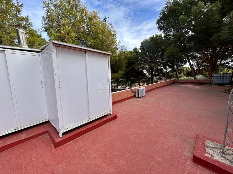 Foto a7103496-cdf5-42ea-8ab7-40254f6acee1. Xalet amb aparcament piscina a Los Balcones-Los Altos Torrevieja