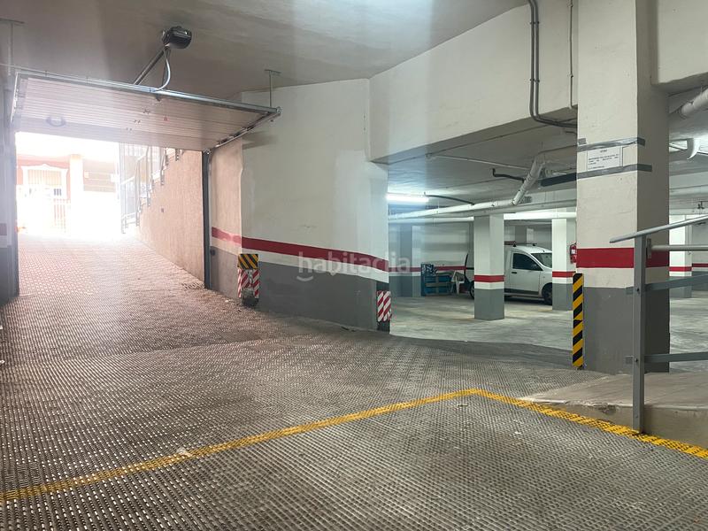 Foto b1818b14-f369-480a-9e29-6735be8be22b. Aparcament cotxe a Zona Playa del Cura Torrevieja