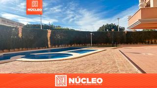 Pis en Avenida roentgen 4. Vivienda de tres dormitorios en aldea del mar