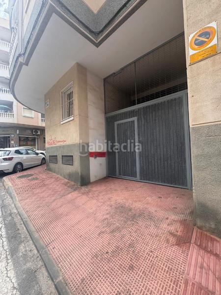 Foto b55f3861-6f5f-4064-afda-4dbfe7e8ae2d. Parking voiture dans calle la loma 91 dans Avenida Habaneras - Curva de Palangre Torrevieja