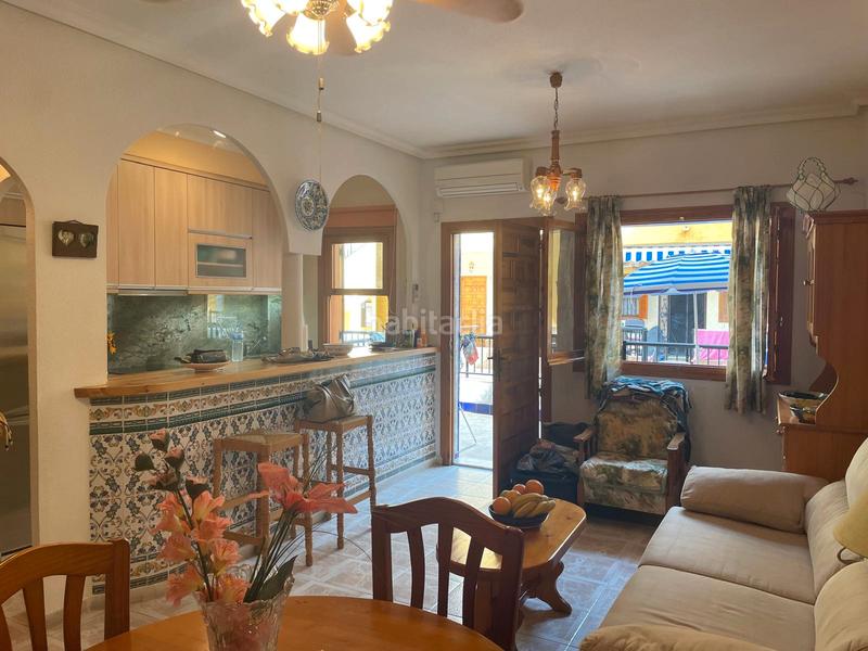 Foto b458d32b-d02d-47f0-bbbe-ae4deaa2cc3b. Duplex con piscina in Los Europeos Torrevieja