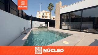 Xalet  Avenida cristbal sanz. Espectacular chalet con todo lujo de detalles en playa lisa
