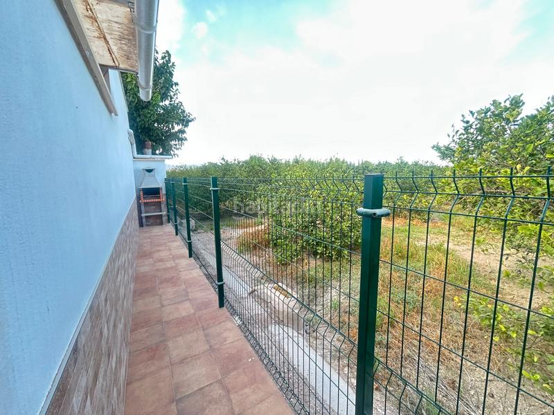 Foto bcde3604-8331-4cbc-b43f-6ec427c8e10a. Casa adosada acogedora vivienda de 3 dormitorios con patio y barbacoa (alicante) en Catral