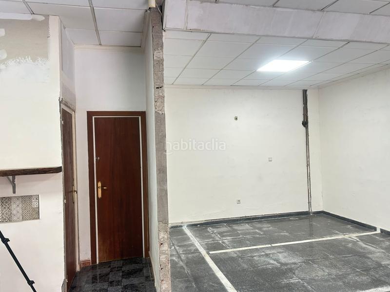 Foto b66b7d9c-3acd-4572-8821-1740abfaea3d. Local comercial a Dolores