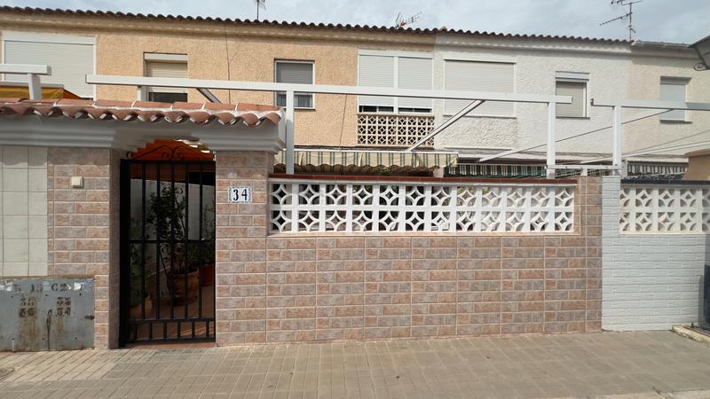 Foto 69981a00-d007-4c1f-ad0d-0f1a711a9980. Haus in calle gardenias 34 in Playa Tamarit-Playa Lissa Santa Pola