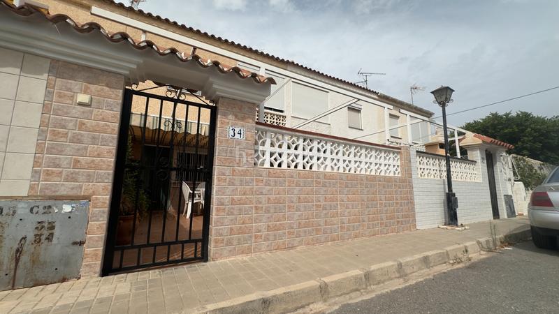 Foto e2ba675d-8baf-4ca1-bc3b-b13b24d6a436. Haus in calle gardenias 34 in Playa Tamarit-Playa Lissa Santa Pola